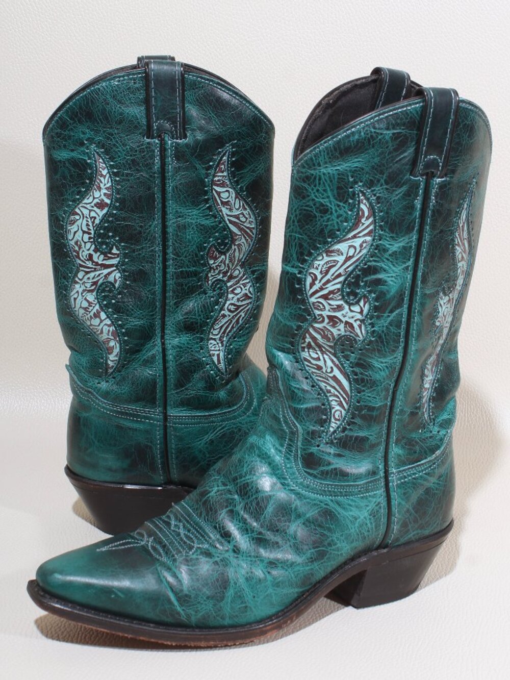 Womens vintage ACME boots Size 9 Green Leather Cowgirl Western Boot